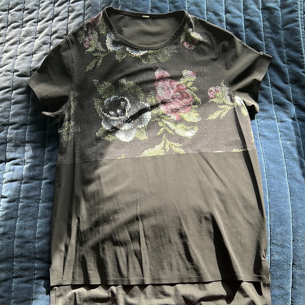 RARE lululemon short sleeve top